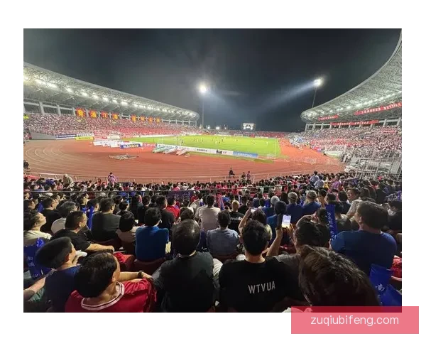 总决赛第六场精彩对决点燃球迷热情与激情瞬间